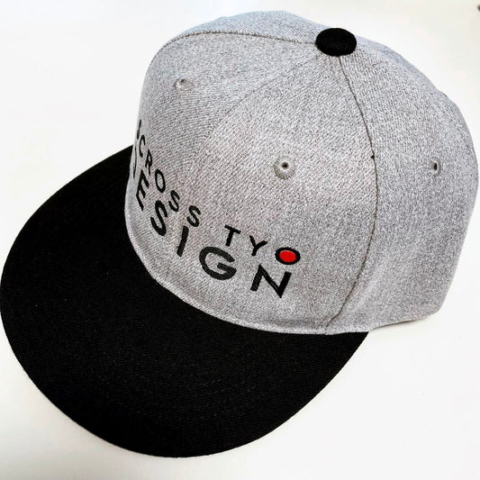 SCROSS TYO DESIGNロゴ Embroidery スナップバック バイカラーCAP