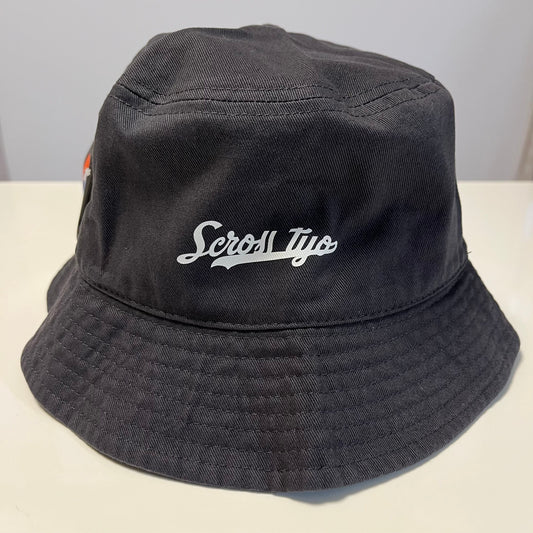 SCROSS TYO ロゴプリント バケットハット
