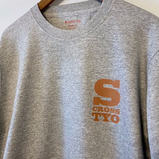 SCROSS TYO ロゴプリント ロンT