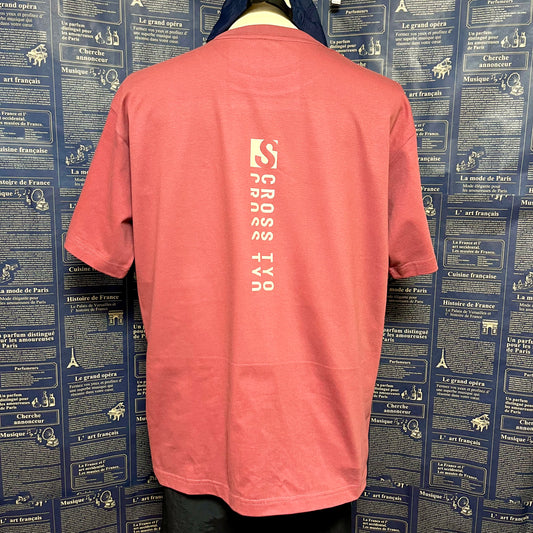 SCROSS TYO 縦ラインロゴ プリント Tシャツ