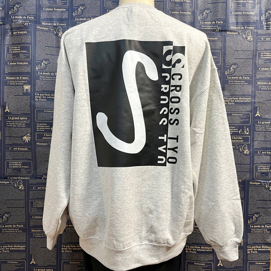 SCROSS TYO 手書き×ボックス ロゴプリント 裏起毛トレーナー