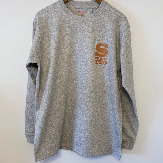 SCROSS TYO ロゴプリント ロンT