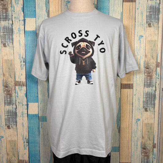SCROSS TYO pug(black) ロゴプリント Tシャツ
