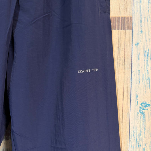 SCROSS TYO ロゴ embroidery(white) ナイロンパンンツ